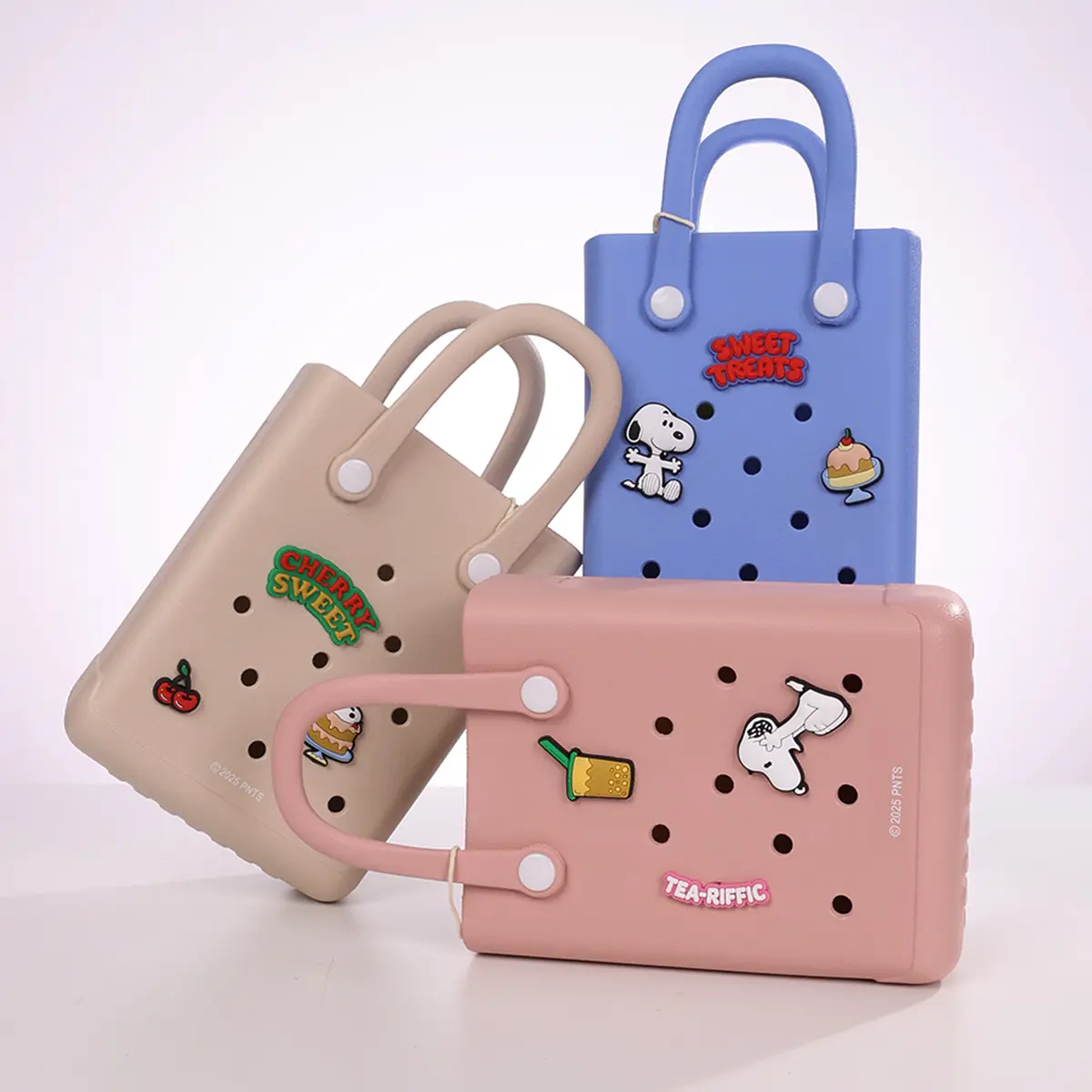 Snoopy Collection Holes Small Handheld Bag - Lightweight for Women, Cartoon Collab, Casual Outings, Mother‘s Day Basket Gift,Durable Lunch Bag for Girls with Cute Cartoon Collab Design,Hole Bags with a Hole Diameter of 1 cm