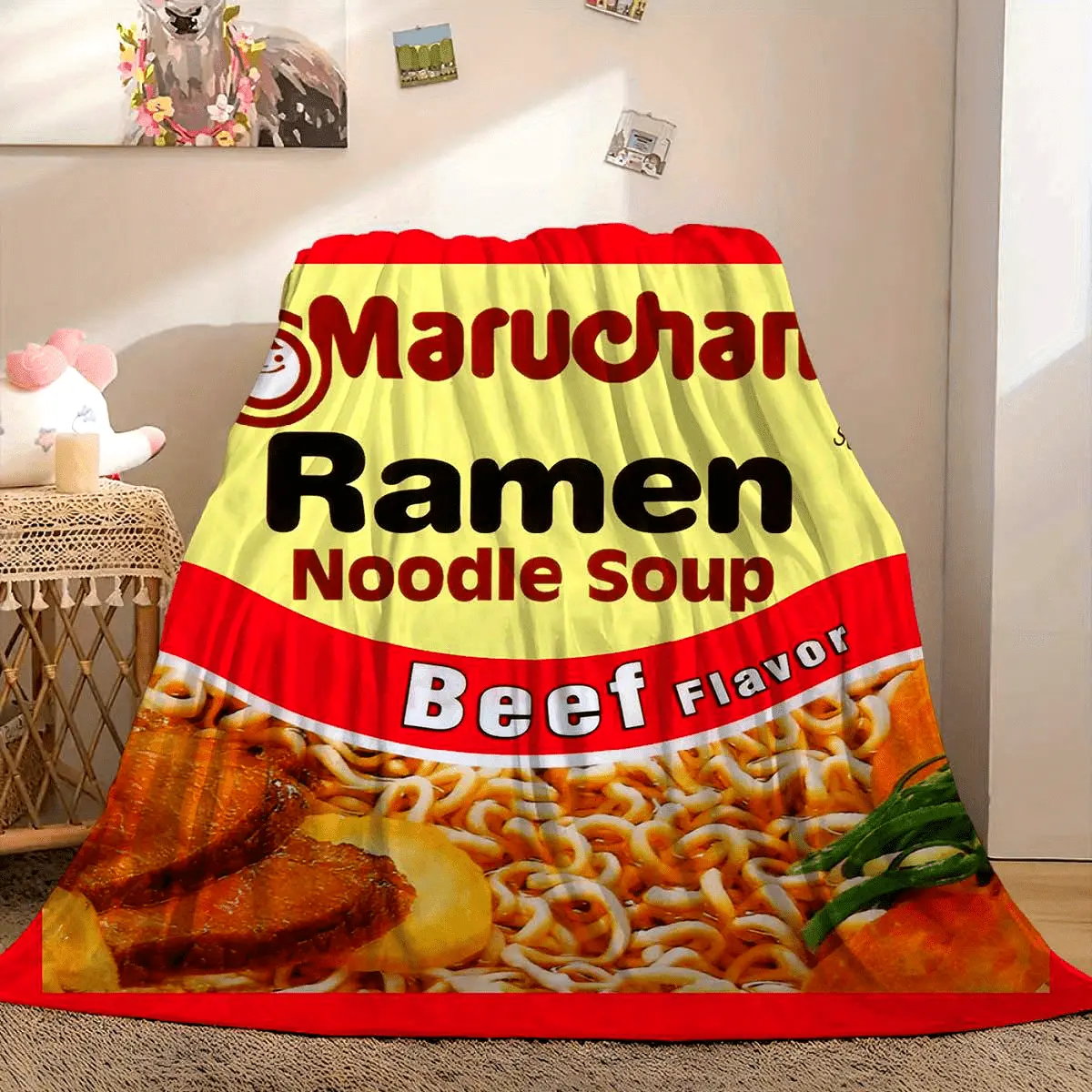 280GSM Beef Flavor Ramen Figure Print Flannel Blanket, Warm Cozy Throw, Food Themed Blanket, Funny Ramen Lover Gift