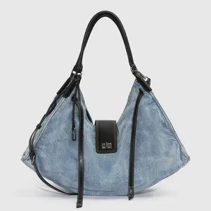 URBAN REVIVO 2026 Oversize Gradient Casual Crossbody/Shoulder Bag for Women - UAWB60100 Leather Bag with Textile Shell, Shoulder Strap & Chain Detail, 56cm Medium Thickness, Casual Shoulder Bag