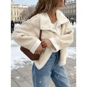 Women's casual loose fur coats, short lamb wool jackets, bomber jackets, flight jackets, with zipper closures, large lapels and side pocket designs, fashionable cold-resistant coats, street-style long-sleeved tops