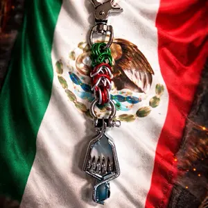 BCWG-HARDLINE Weave Glove Holder with Mexico Flag Colors Secure Grip Aluminum Anodized Rings Quick Easy Securing Keychain