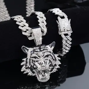 3 Pieces of Shiny and Cool 3D Tiger Pendant Necklace + Bracelet Set, Fashionable Miami Cuban Chain Jewelry Set, Unisex Hip Hop Men's Necklace Jewelry, Durable Structure and Diverse Styles