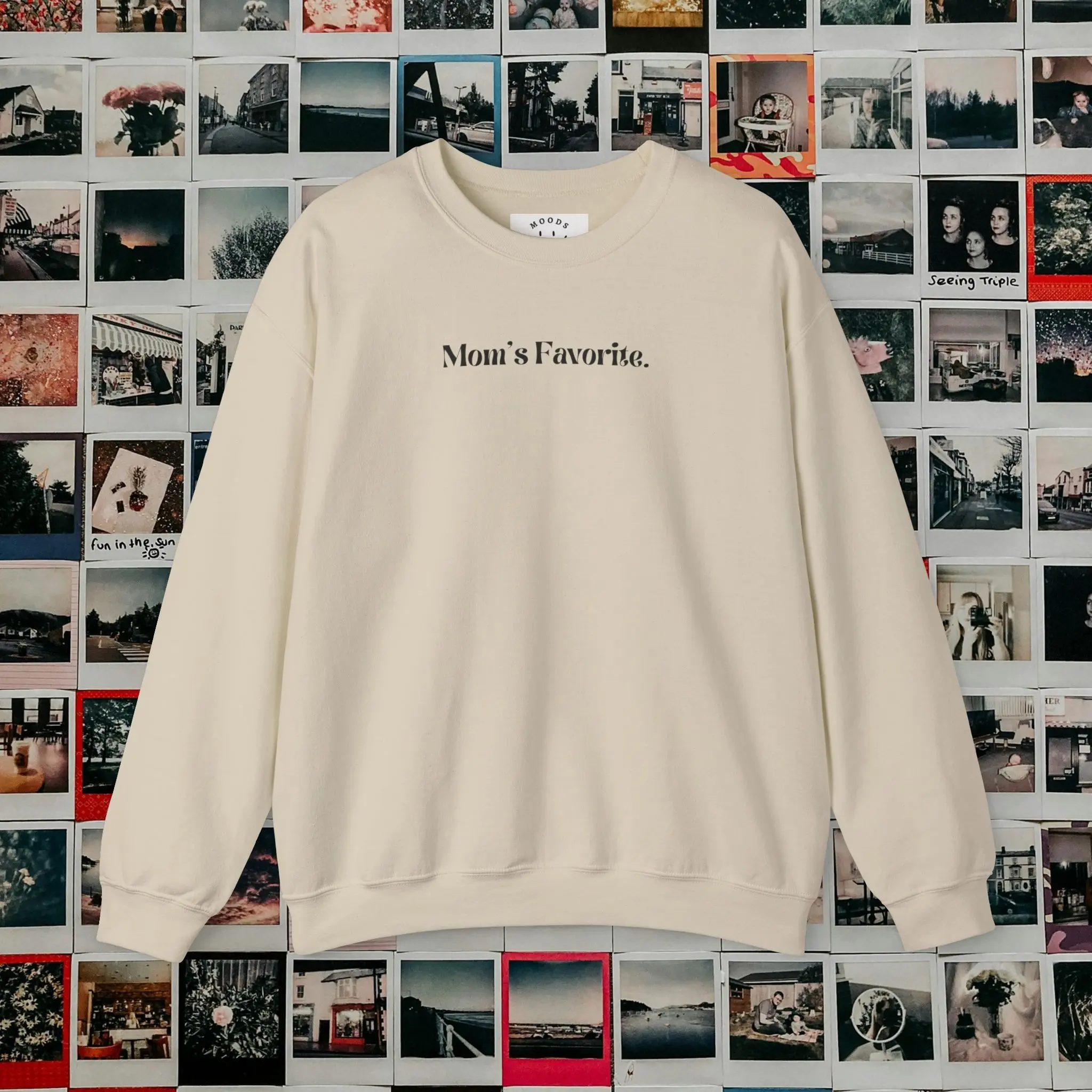 Mom's Favorite Crewneck Sweatshirt Unisex (Cotton & Polyester)