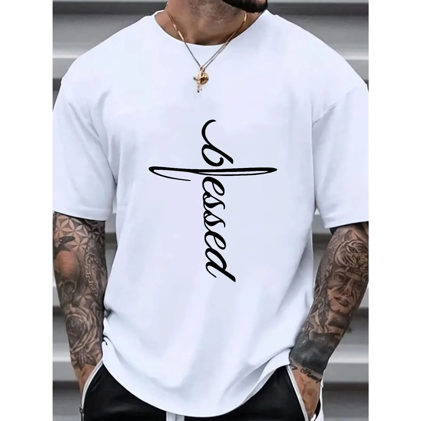 men's fashion T-shirt, men's cross "blessing" letter graphic print T-shirt, summer fashion short-sleeved T-shirt top