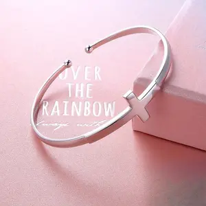 Side Cross Bracelet Faith Hope Love Carving for Women Sisters Girlfriend Gift Daily Wear Handmade Jewelry Rhinestone Decorated Bangle