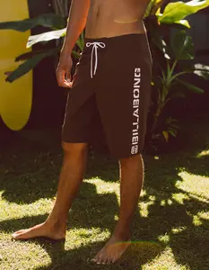 BILLABONG Throwback Mens 21" Boardshorts
