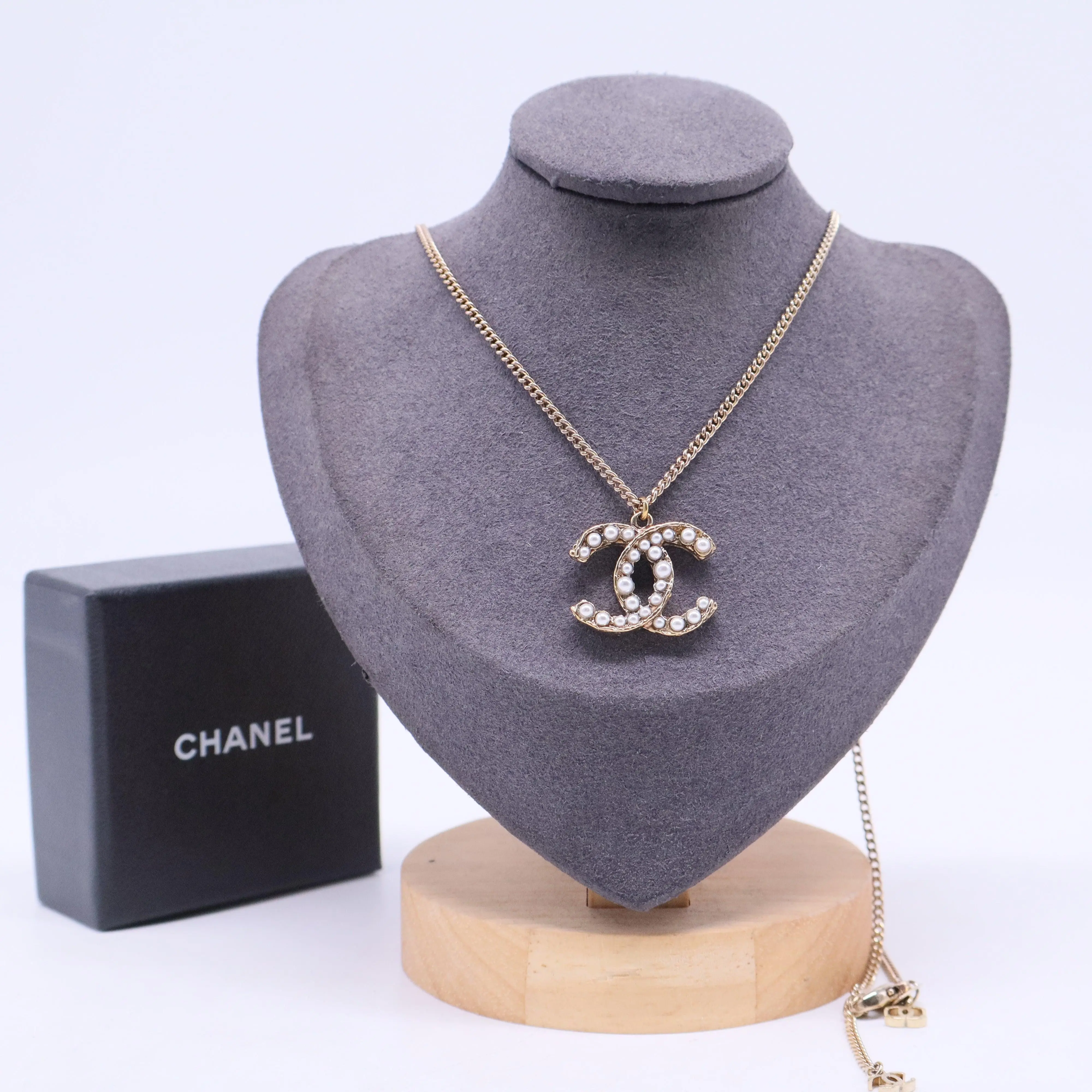 Pre-owned Long Necklace Faux CC W20542