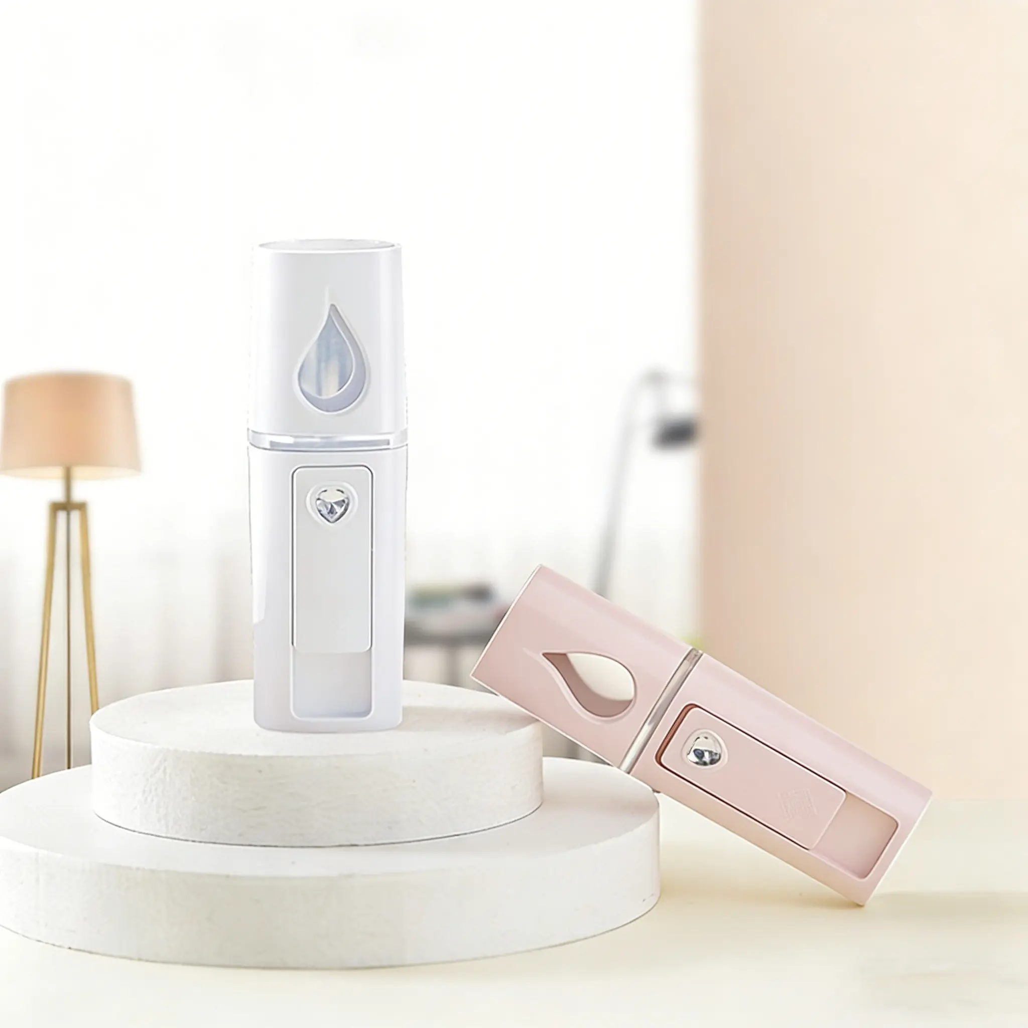 L2 Nano Mist Hydrating Instrument, 150mah USB Rechargeable, Portable Skincare, Wireless Multi-Scene Use, Simple and Convenient, Facial Care Tool, Nano Mist Sprayer