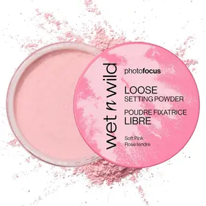 wet n wild Photo Focus Loose Setting Powder, Lightweight Silky Formula, Radiant Tint for a Luminous Glow, Blurring & Oil-Control Finish, Long-Lasting Makeup Setting Powder, Cruelty-Free - Soft Pink