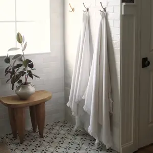 Natalie Luxury Bath Towels - Cotton, Lightweight, Thick Border, Ideal for Bathing, Soft and Breathable Material