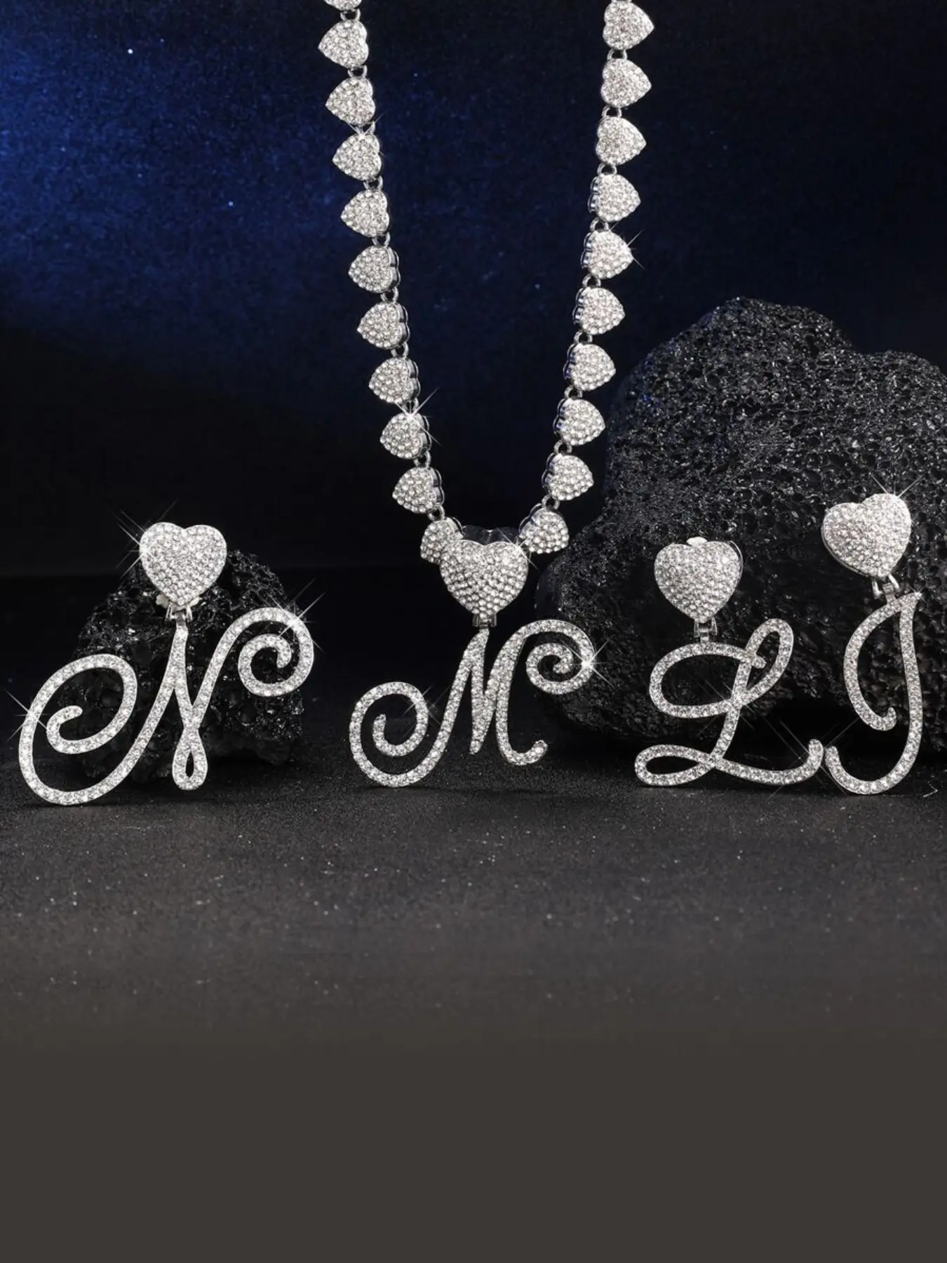 Rhinestone Heart Pendant Necklace, Cuban Hip Hop Jewelry, Personalized Alphabet Letters Design, Perfect for Evening Parties
