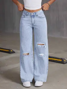 Women's Slim-Fitting Light Wash Denim Jeans Pants, Ripped, Plain Pattern Design, All-Season Wear, Casual, Fashionable & Comfortable Fit, Ideal for Daily Use, Streetwear