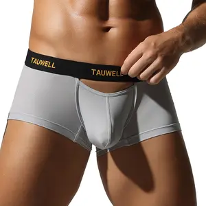 1 pcs men's solid color flat cornered underwear, Soft and lightweight men's boxer briefs, Slim fit, durable, High elasticity waistband, suitable for all seasons, Suitable for daily home casual wear.