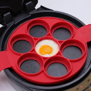 1 Piece Silicone 7 Hole Fried Egg Mold, Seven Hole Design, Round Shaped Heat Resistant Egg Cooker, Multifunctional Pancake Mold For Home Kitchen Kitchen Gadgets