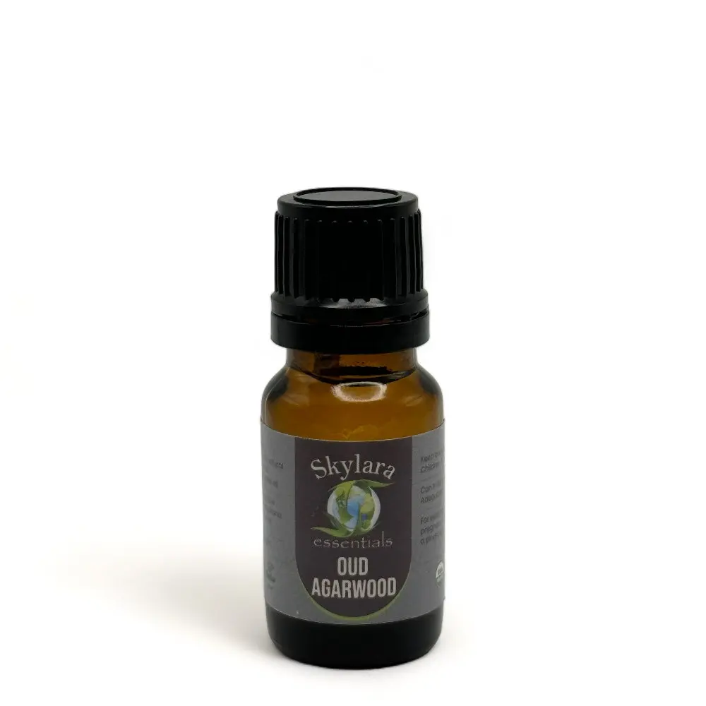 Oud Essential Oil for Aromatherapy and Therapeutic Treatment