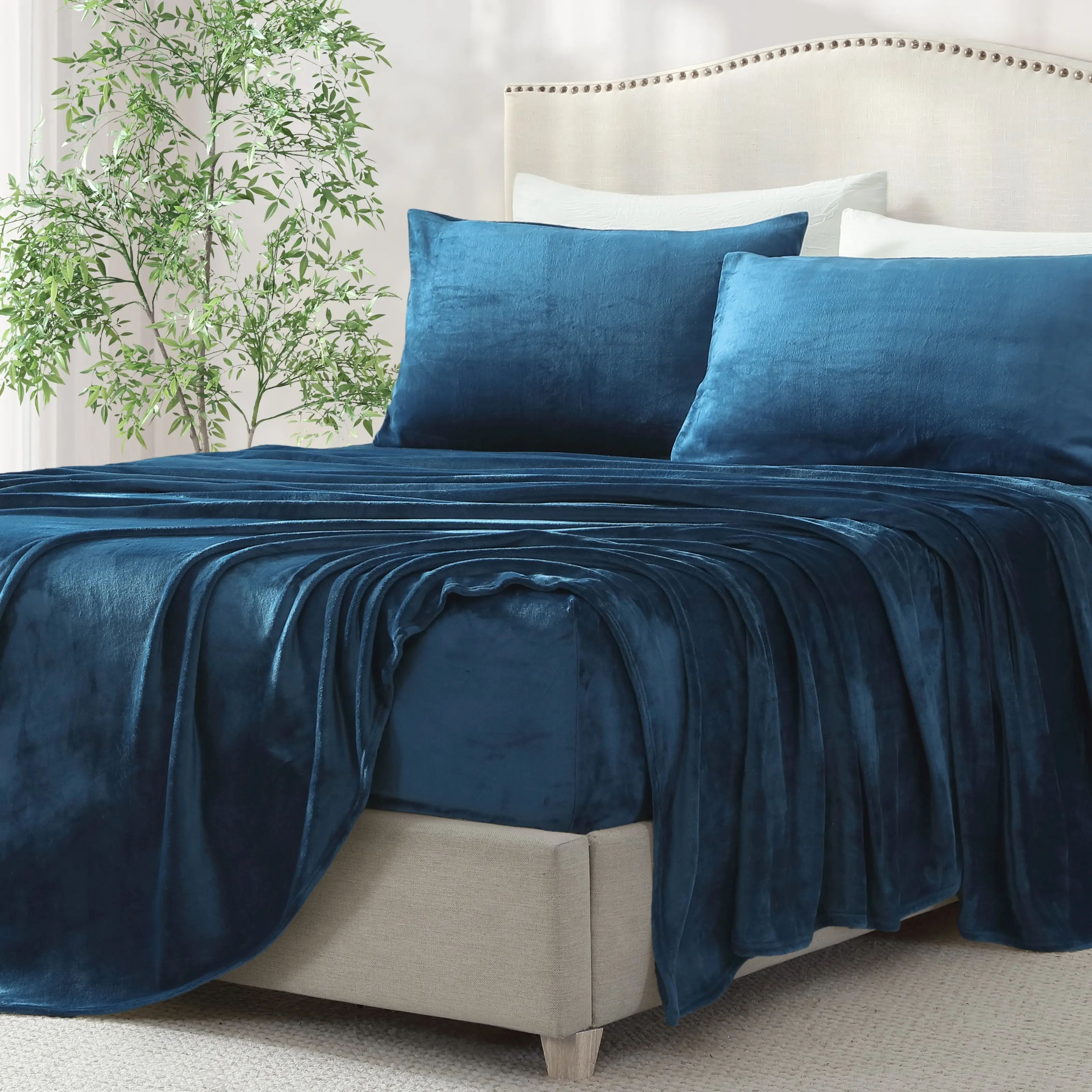 CGK | Fleece Sheet Set - Ultra Soft, Warm & Cozy Bedding for Cold Nights CGK | Fleece Sheet Set - Ultra Soft, Warm & Cozy Bedding for Cold Nights