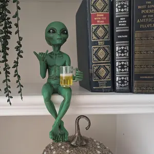 The alien of 1pc Earth Drinking Party, a creative, interesting and cool bookshelf desktop computer decoration piece, a Statue, a festival and birthday gift for friends, a resin handicraft small piece, Modern home decoration, Figurine