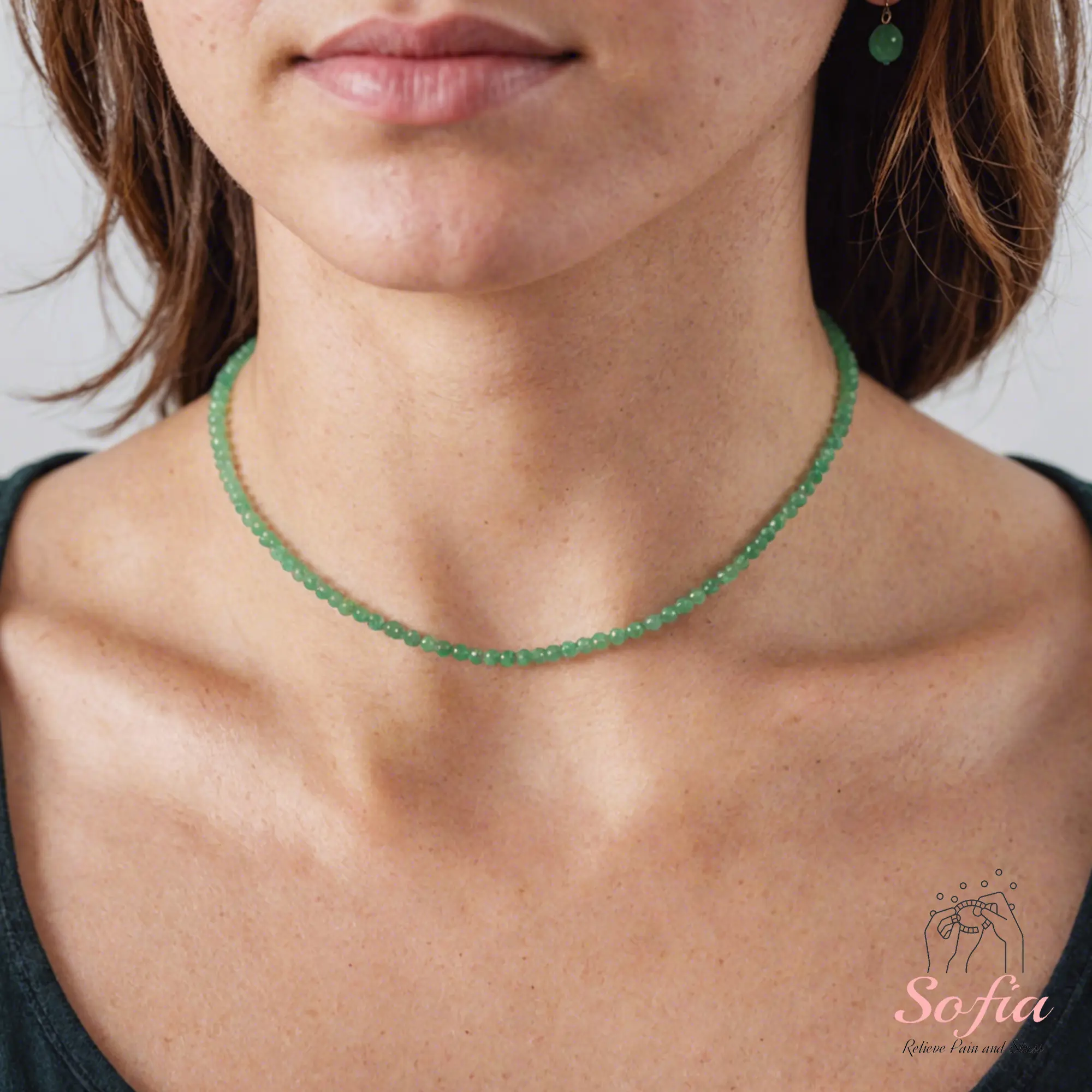 Women's Adjustable Natural Crystal Choker Necklace - Delicate Green Aventurine Faceted Beads, Waterproof Beaded Chain, Dainty Necklaces for Daily Wear, Handmade Gift