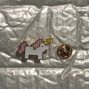 White Pink Enamel Pixel Art Unicorn Gold Tone Lapel Pin for Fashion Enthusiasts