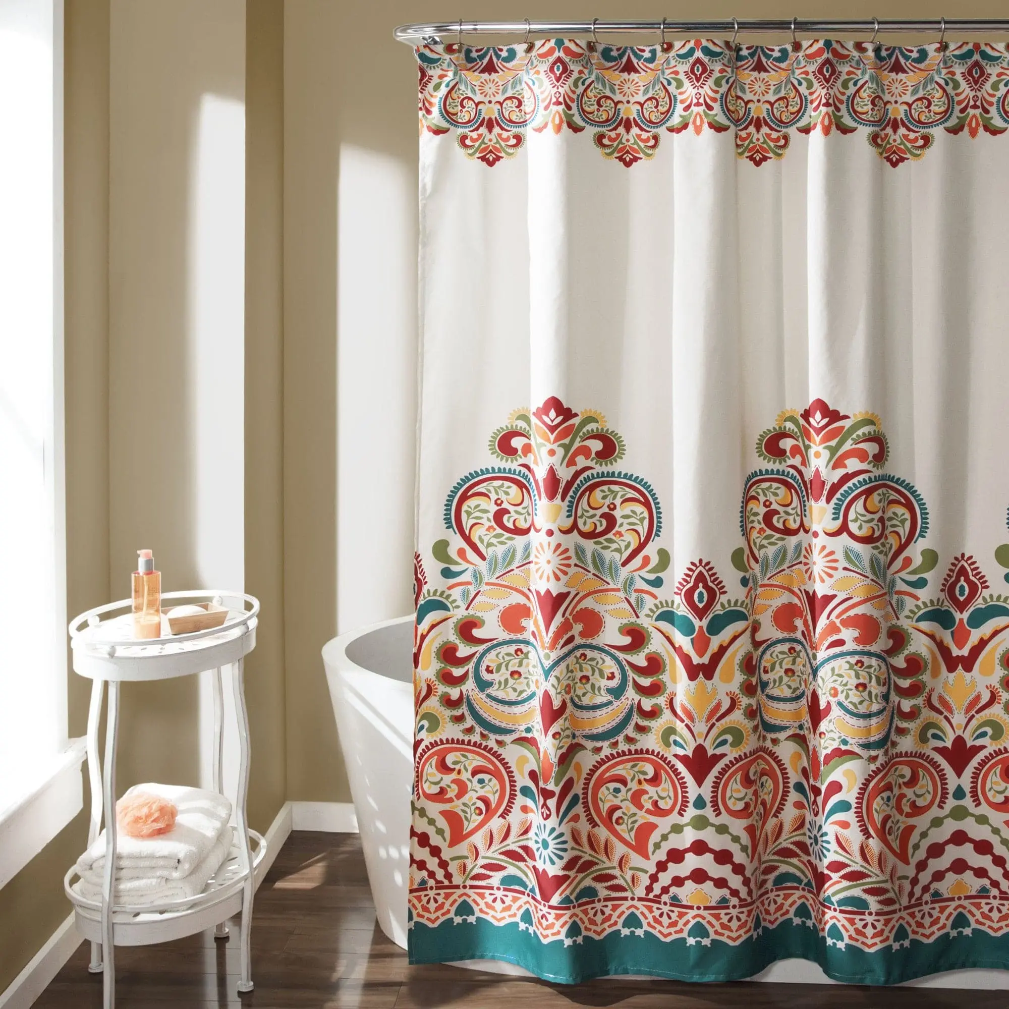 Lush Decor Clara Shower Curtain - Bathroom Accessory, Artistic Bold Graphic Design, Lightweight, Washable, Ideal for Home Bathroom Needs, Artistic Shower Curtains