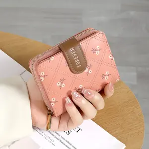 Cute Cat Wallet for Girls – PU Leather Small Bifold Zipper Coin Purse with Card Slots, ID Window & Wrist Strap – Compact Cute Cat Print Mini Wallet