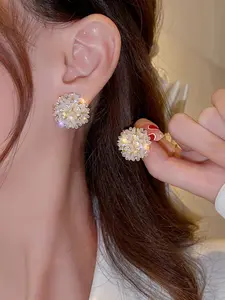Elegant Floral Rhinestone Earrings, Minimalist High-End Style, Versatile Commuter Casual Jewelry, Perfect for Any Occasion, Floral Stud Earrings
