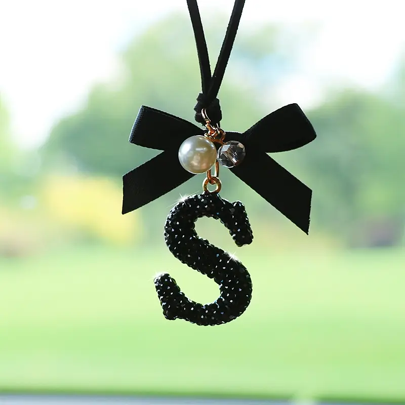 Fashion Bow & Letter Design Car Pendant, Rearview Mirror Decoration, Perfect Gift for Holidays & Birthdays, Elegant Auto Accessory, Car Interior Decoration, Car Hanging Decoration, Car Decorations