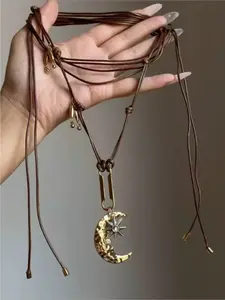 Women's Retro Bohemian Eight-Pointed Moon Star Pendant Necklace - Vintage Sweater Chain, for & Everyday Gift, Classic Style for - Wear, Valentine's Day Gift, Charm necklaces (No Plating)