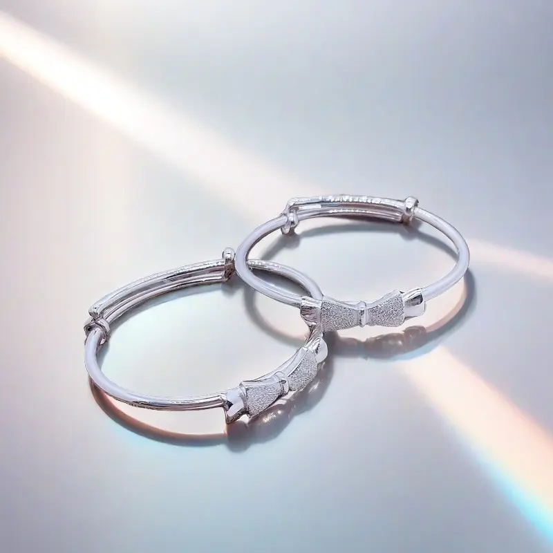 Full Silver s999 bracelet Sterling Silver bracelet Ladies push-pull bracelet can be freely adjusted size to send girlfriend birthday holiday gift Silver weight 19 g /0.67 oz