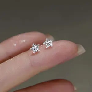 s925 sterling silver Star Stud Earrings，Minimalist Simple Unique Earrings for galentine‘s party valentine’s day gift，fashion zirconia earrings，anniversary holiday jewelry，gift for women