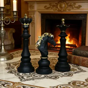 Chess Piece Ornament, 3 Counts/set Resin Decoration, Elegant Desktop Decoration Ornament for Home Living Room Bedroom Dining Room, Sculpture Desk Decor