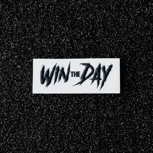 WIN THE DAY Strip Arctic White W/Black