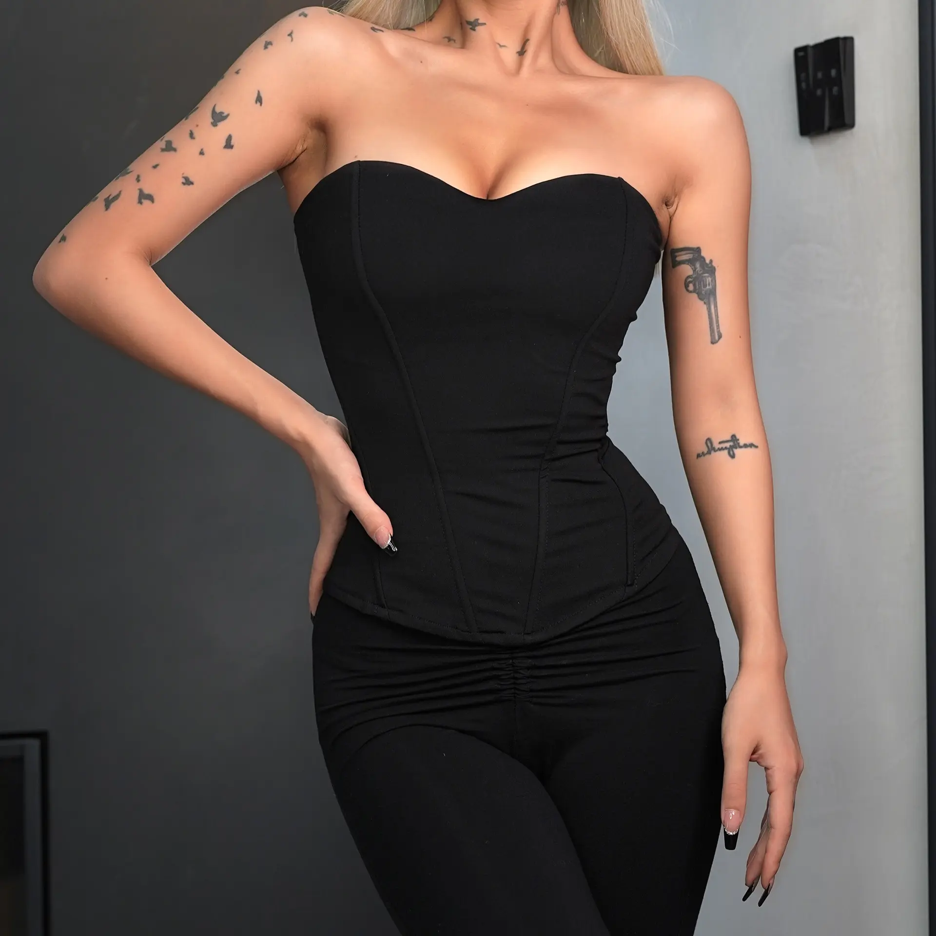 Fish bone body sculpting comes with chest pads, chest wraps, sexy slim-fitting high-waisted corset, tube top, small vest for women