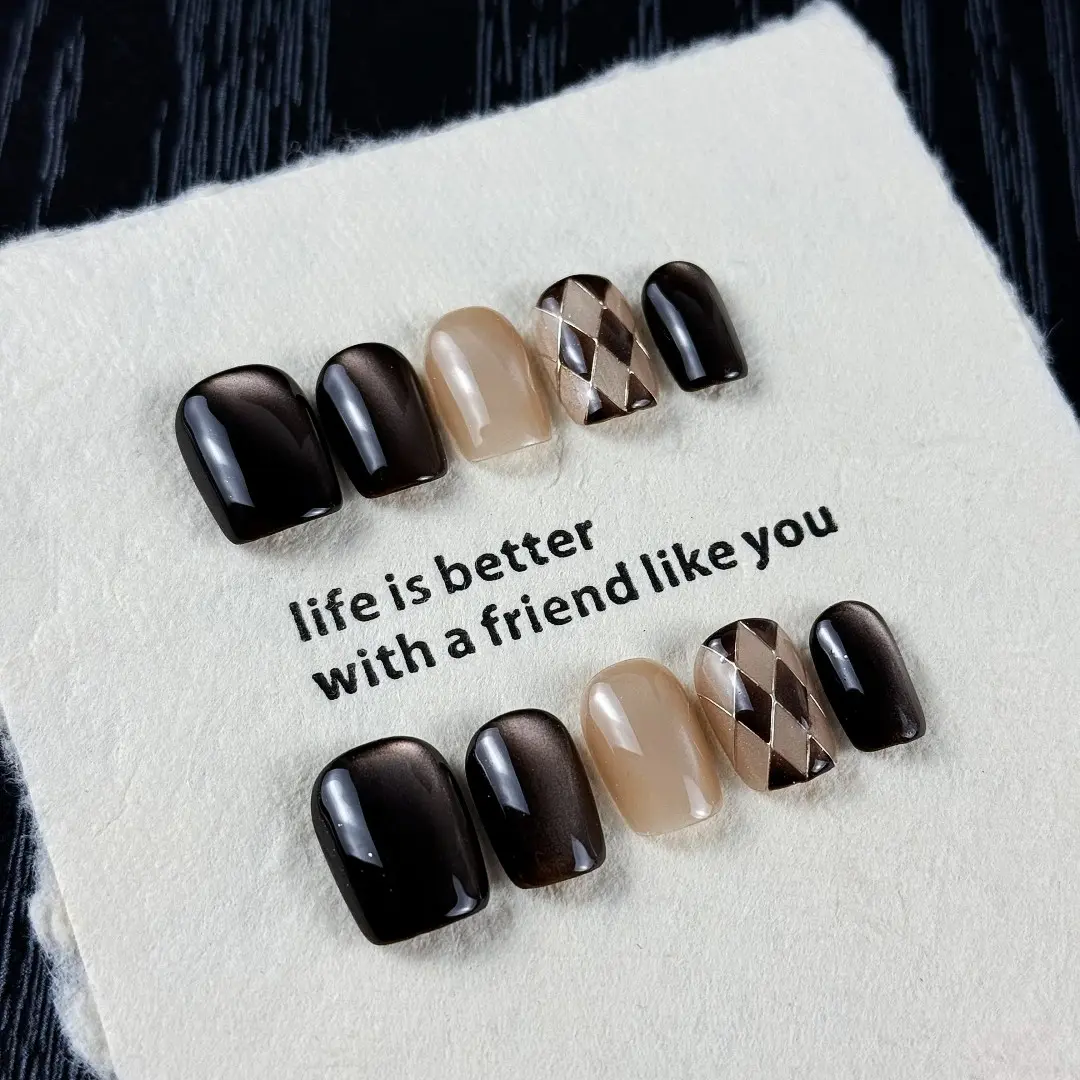 10pcs high-end Simple and elegant style, hand-painted diamond-shaped pattern, dazzling cat-eye effect handmade fake nails, Suitable for daily wear, for attending business salons, department meetings, and colleagues' dinners.