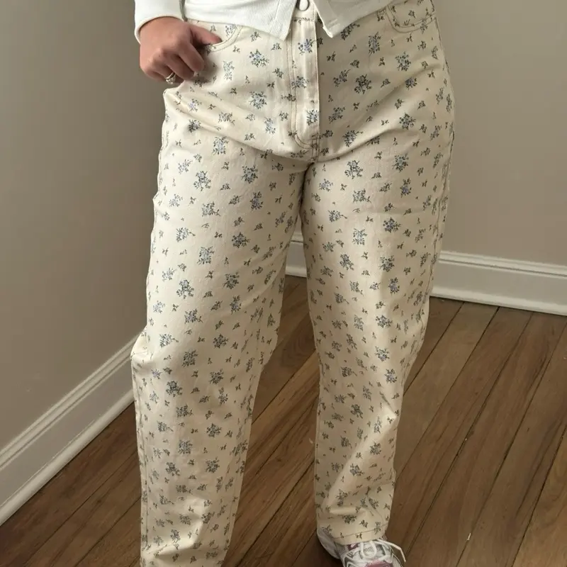 BLUE FLORAL PRINT BARREL JEANS