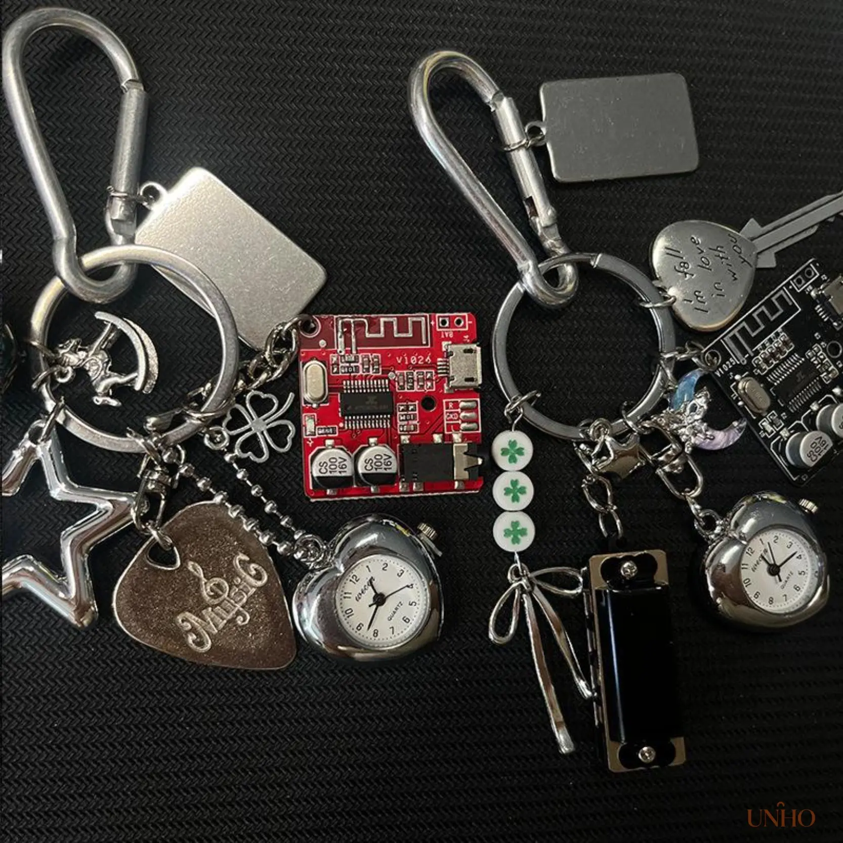 Vintage Pocket Watch Guitar Pick Key Ring Bag Charm, Punk Steampunk Cool Aesthetic Pendant, Unique Decor Accessory For Backpacks Daily Car Keys & Retro Rock Couple Matching Gift