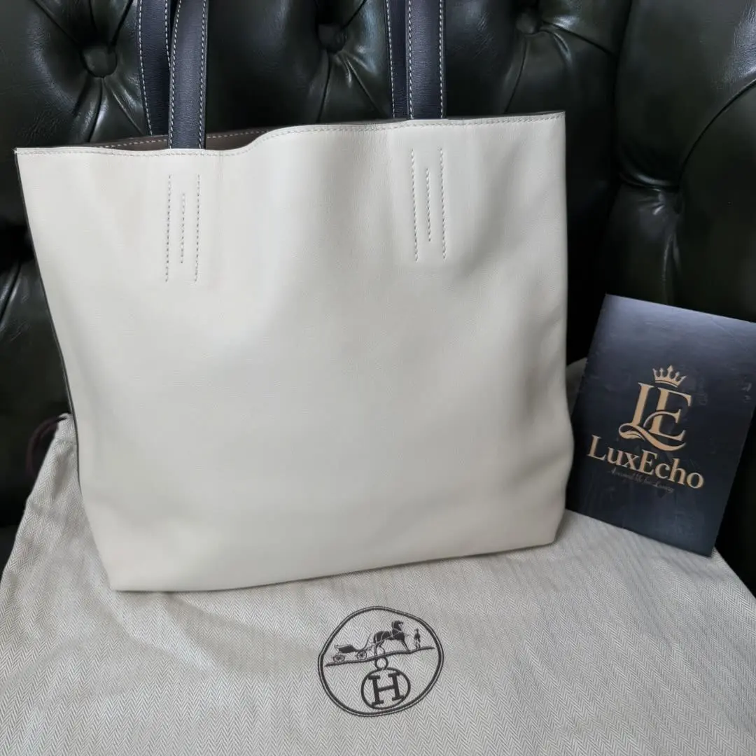 Pre-owned HERMÈS Double Sens 28 Reversible White Tote Bag