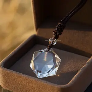 High Quality Clear Quartz Hexagram Pendant Necklace White Crystal Amulet for Women Men Spiritual Elegance Jewelry 40cm Chain