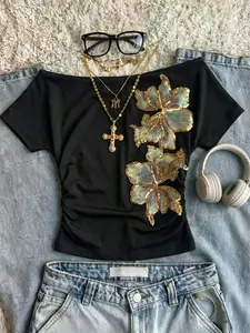 Summer One Shoulder Plain Slim Fit Short Sleeve Top, Sequin Flower Decoration Eye-Catching Design, Daily Fashion Versatile Tee, Casual