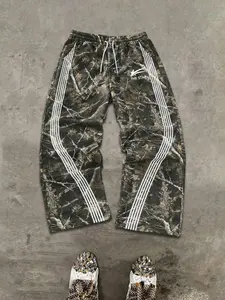 Men's Casual Camo Pants, Loose Fit Outdoor Pants with Adjustable Drawstring Waist, Letter Star Print, Practical Side Pockets, Camouflage Pants