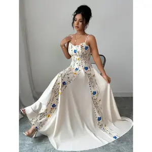 New fashionable women’s dress, casual and sexy vacation style, Yk2 cute hollow floral appliqué, party wear, European and American fashion GARMENTARY