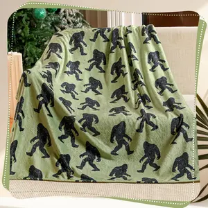 Big Foot Pattern Blanket Gift for Men Women Funny Bigfoot Lover Birthday Gifts  Flannel Throws Blanket for Bed Sofa, 50x60(Green,Black)