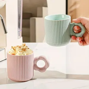 Striped Pattern Ceramic Mug, Large Capacity Coffee Breakfast Cup, Drinking Cup for Home Office Use, Gift for Friend & Family, Drinkware