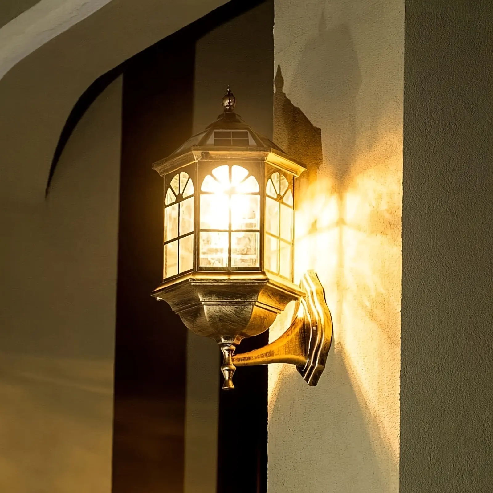 1pcs Retro Hollow Solar Ouse LED Exterior Wall Light, Portable Aluminum Outdoor Lighting, Embedded Installation - Suitable for Villa, Garden, Commercial Door Decoration, Black Classic Gift Light