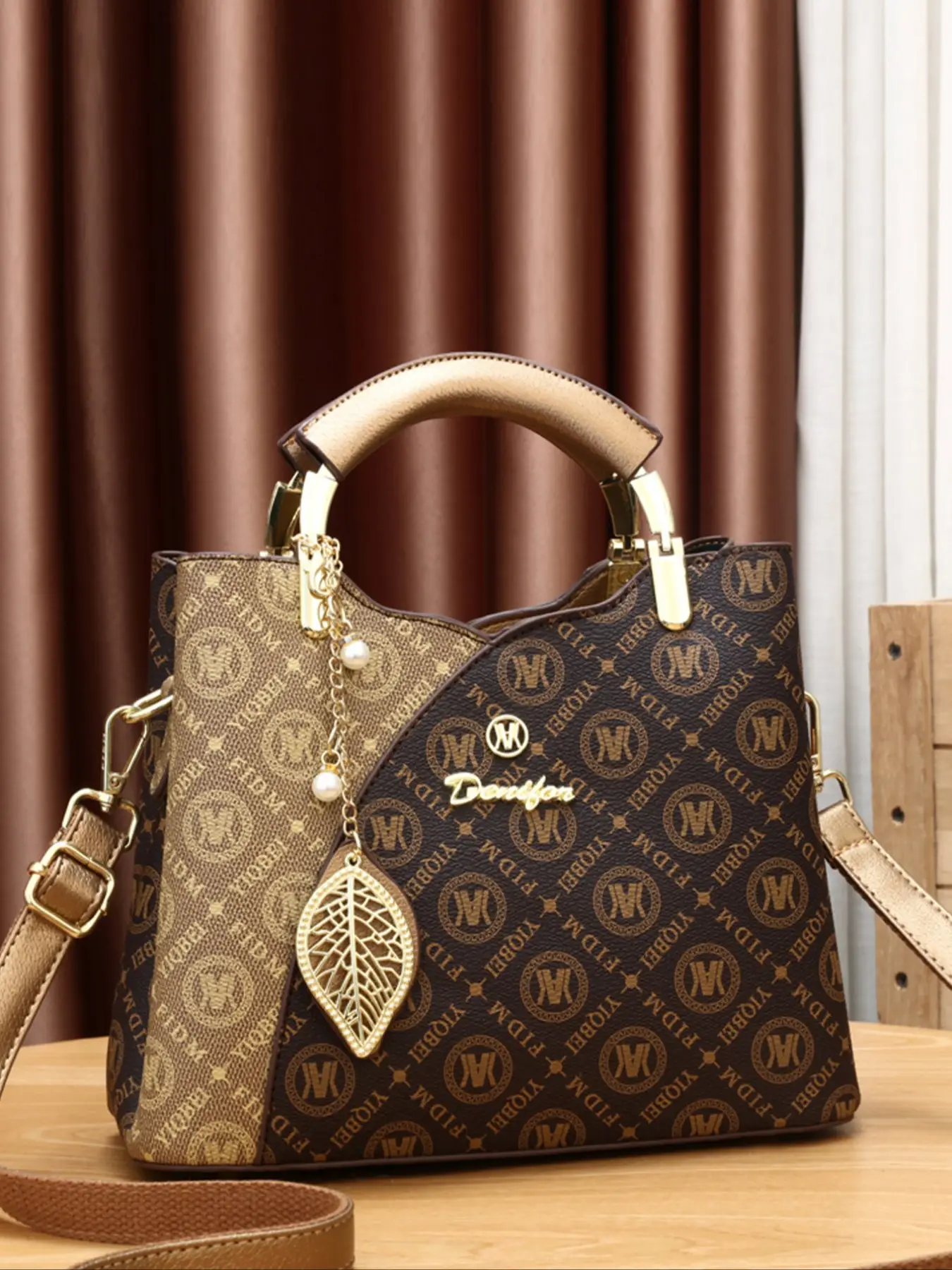 Fashionable Pu Leather Texture Handbag, Elegant Bag with Leaf Charm, Casual Versatile Temperament Commuter Shoulder Bag for Women