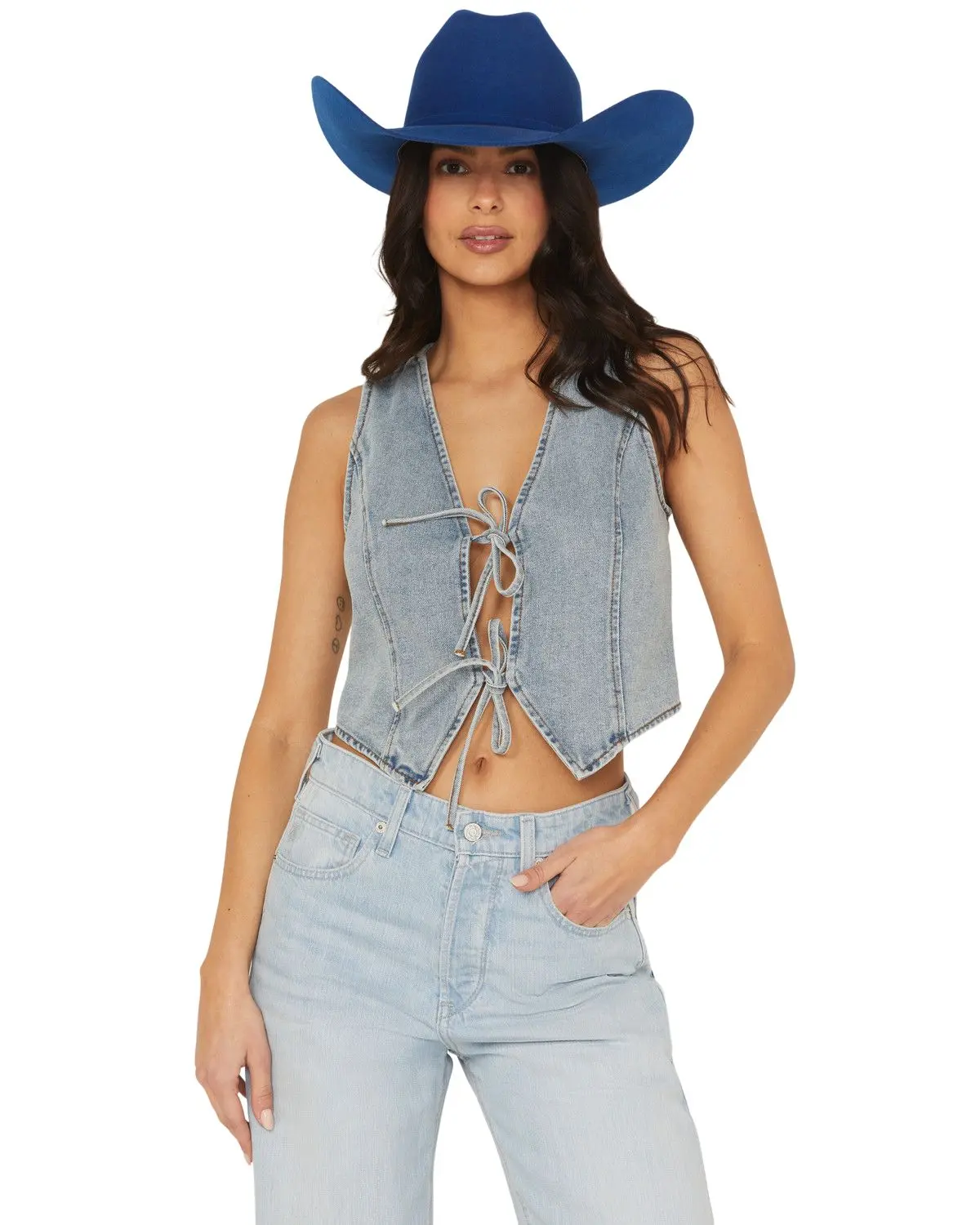 26 International Women's Women'S Light Wash Tie-Front Denim Vest - 55687-Sun Lt Blue