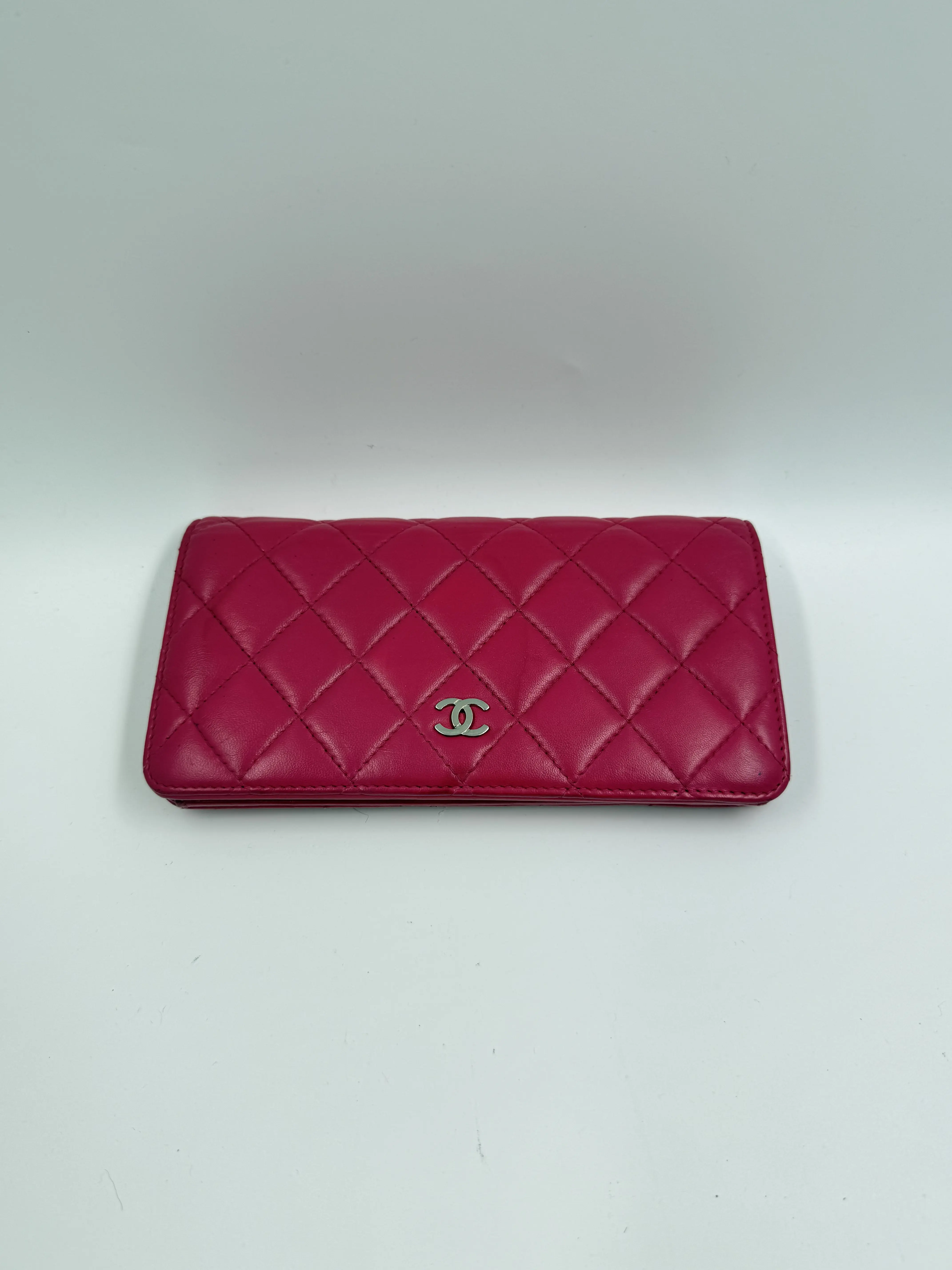 Pre-owned CHANEL wallet A101130