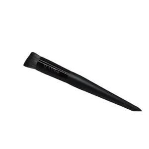 004 Foundation and Contour Blender