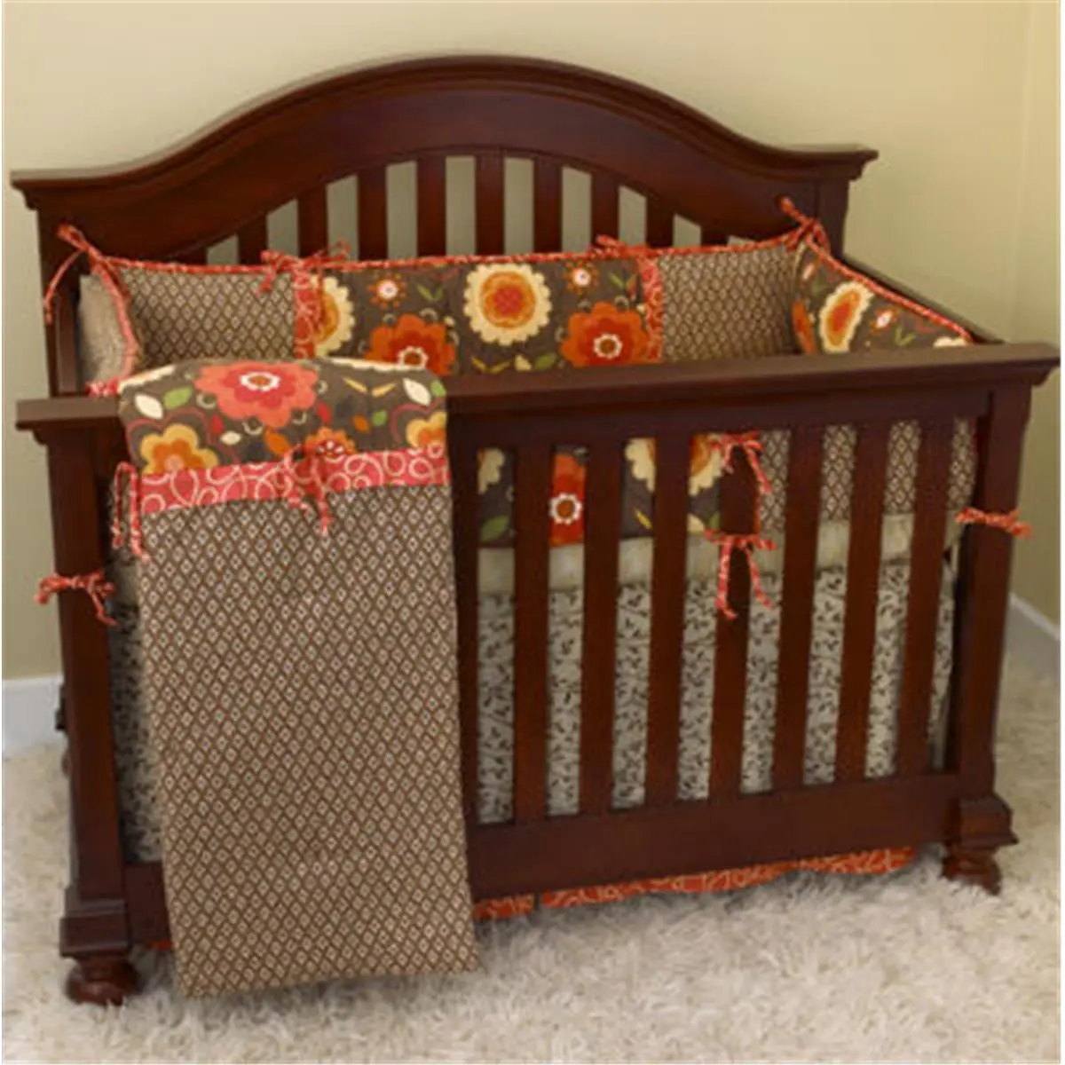 212 MAIN Peggy Sue Reptile & Amphibian 4-Piece Decoration Set, 200TC Cotton-Linen Blend, Patchwork with Patches, Brown & Cream Vine Floral Design, Matching Red Banded, Tie Cords, Retro Vibe, 20in L x 20in W x 9in H (Suitable for Post-Early Months Babies),
