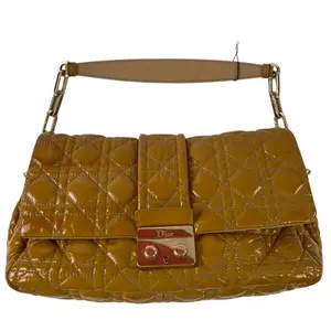 Pre-owned Dior Premium patent calfskin leather Shoulder Bags Christian New Lock Flap Shoulder Bag, Caramel Patent Leather, Cannage Quilt, Authenticated.qg1033#
